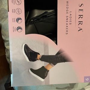 Serra High Top Sneakers